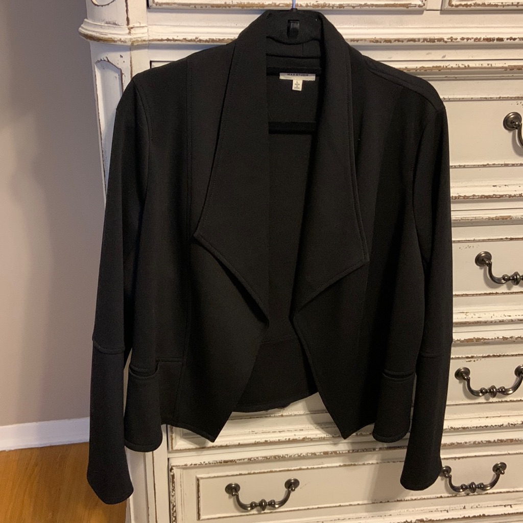 Max Studio Black Jacket